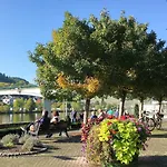 Moselpromenade Apartament Zell an der Mosel