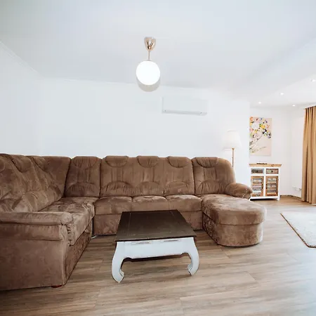 Apartment Moselpromenade Zell an der Mosel