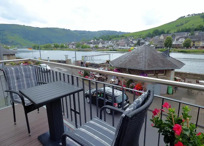 Appartement Moselpromenade Zell